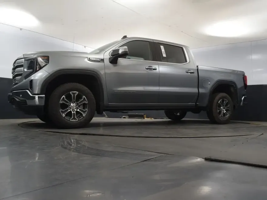 2025 Gmc Sierra 1500 SLE photo 40