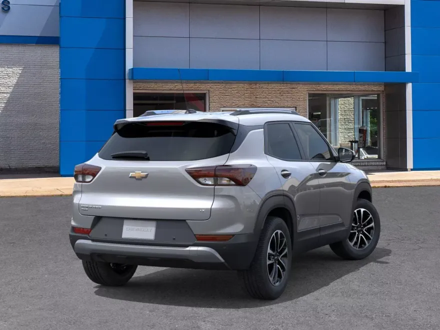2026 Chevrolet Trailblazer LT photo 1