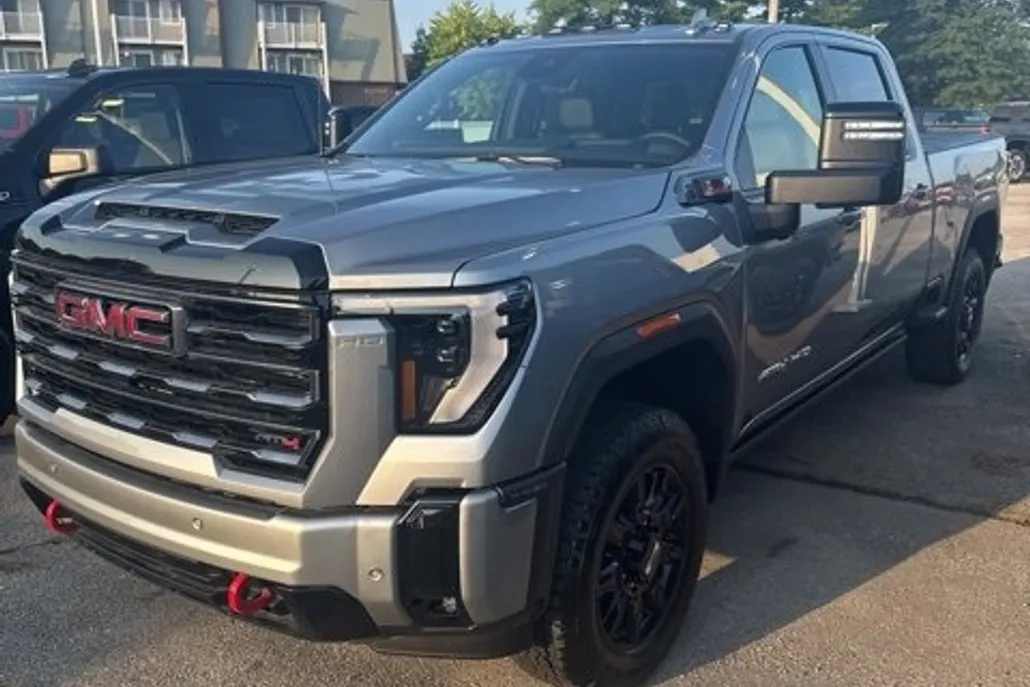 2025 Gmc Sierra 2500 HD AT4 photo 1
