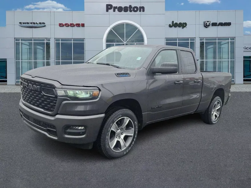 2025 Ram 1500 Tradesman photo 1