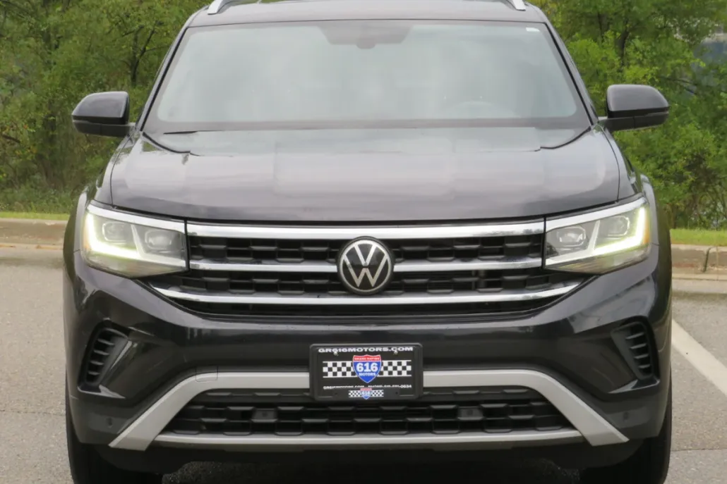 2020 Volkswagen Atlas Cross Sport V6 SE Technology photo 1