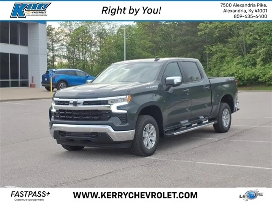 2025 Chevrolet Silverado 1500 LT photo 1