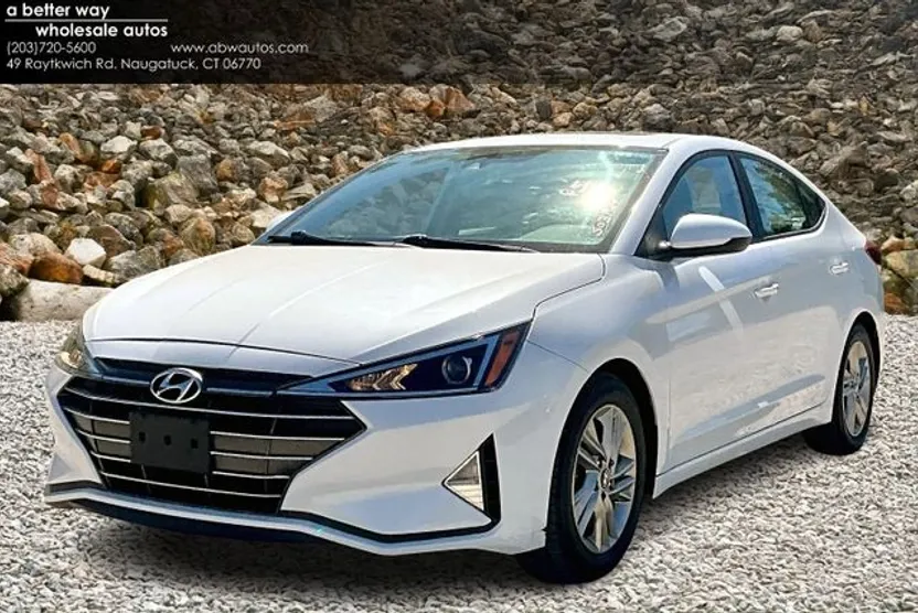 2019 Hyundai Elantra Value Edition photo 1