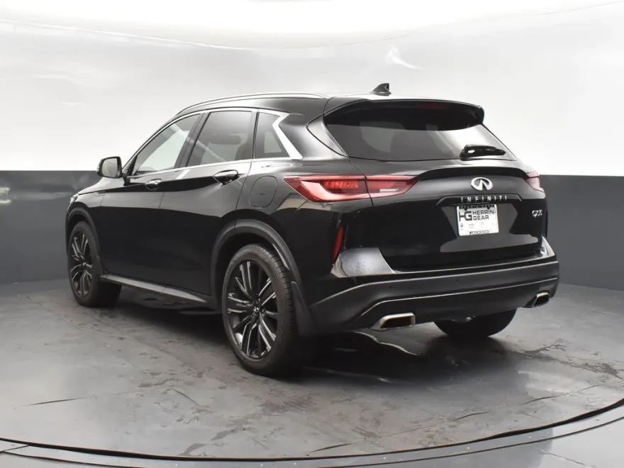 2022 Infiniti QX50 Luxe photo 1