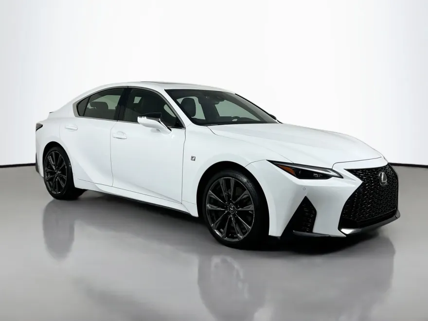 2023 Lexus IS 350 F SPORT photo 1