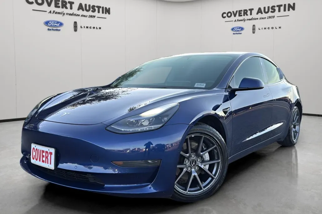 2022 Tesla Model 3 photo 1