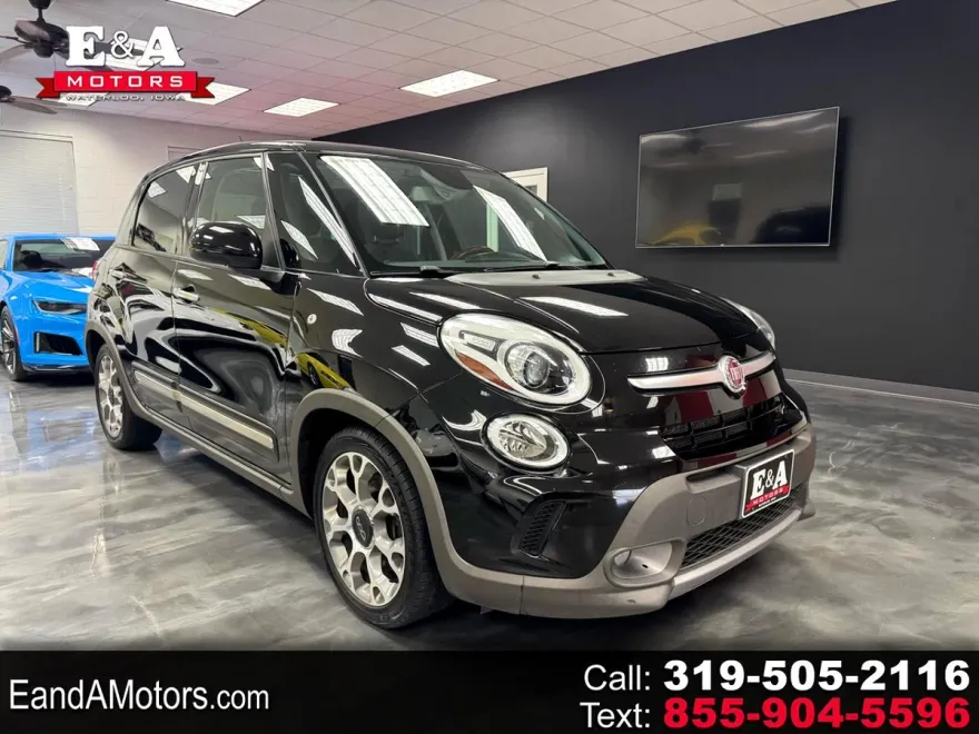 2014 Fiat 500L Trekking photo 1