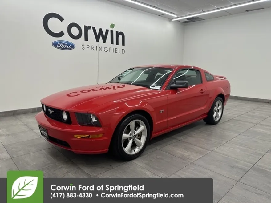 2006 Ford Mustang GT Deluxe photo 1