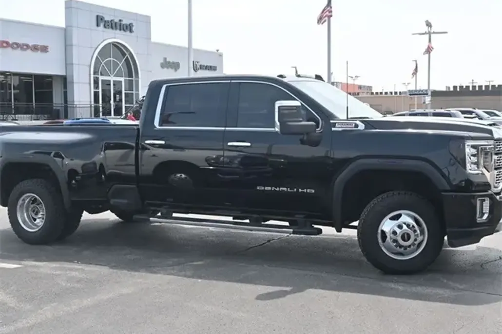 2023 Gmc Sierra 1500 SLT photo 1