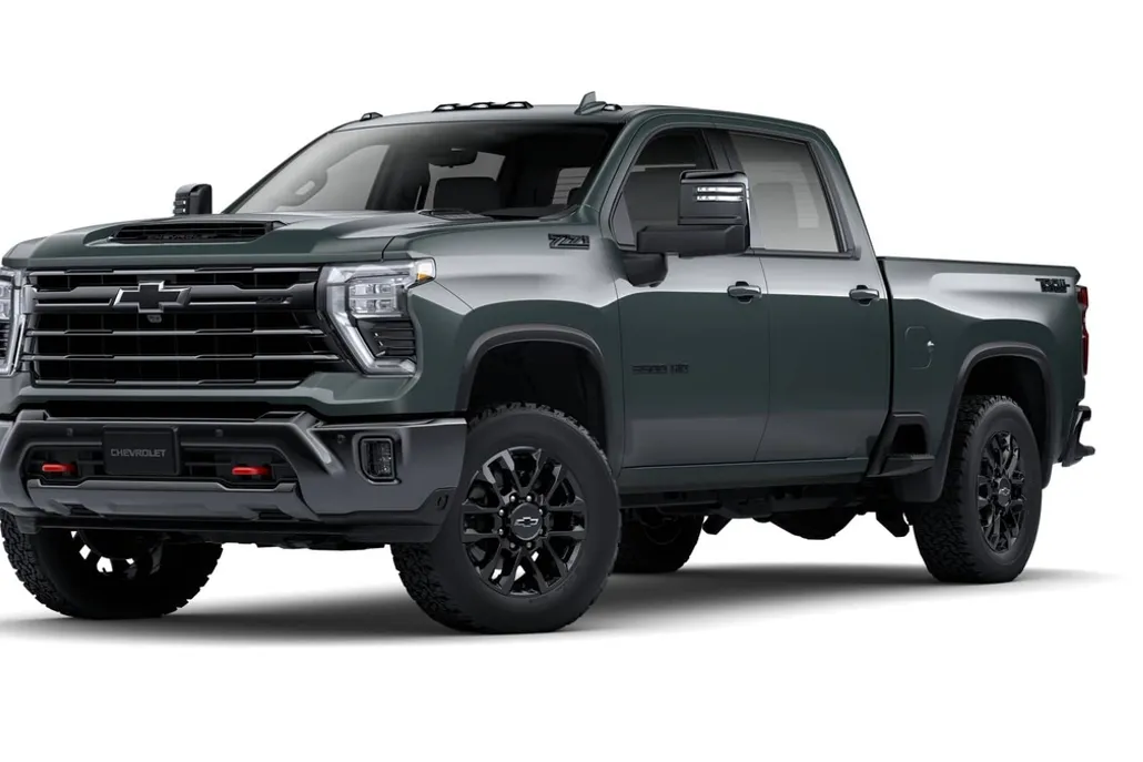 2025 Chevrolet Silverado 3500HD LTZ photo 1