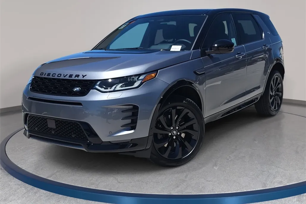 2025 Land Rover Discovery Sport SE photo 1