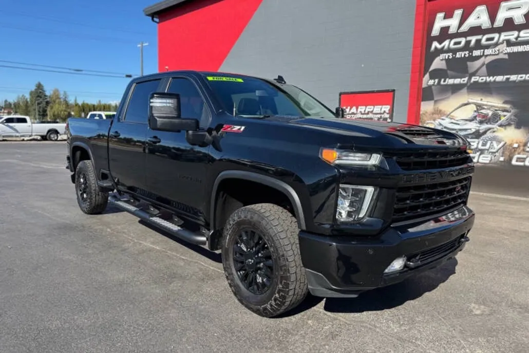 2022 Chevrolet Silverado 3500HD LTZ photo 1