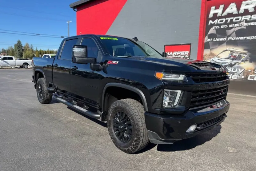 2022 Chevrolet Silverado 3500HD LTZ photo 1