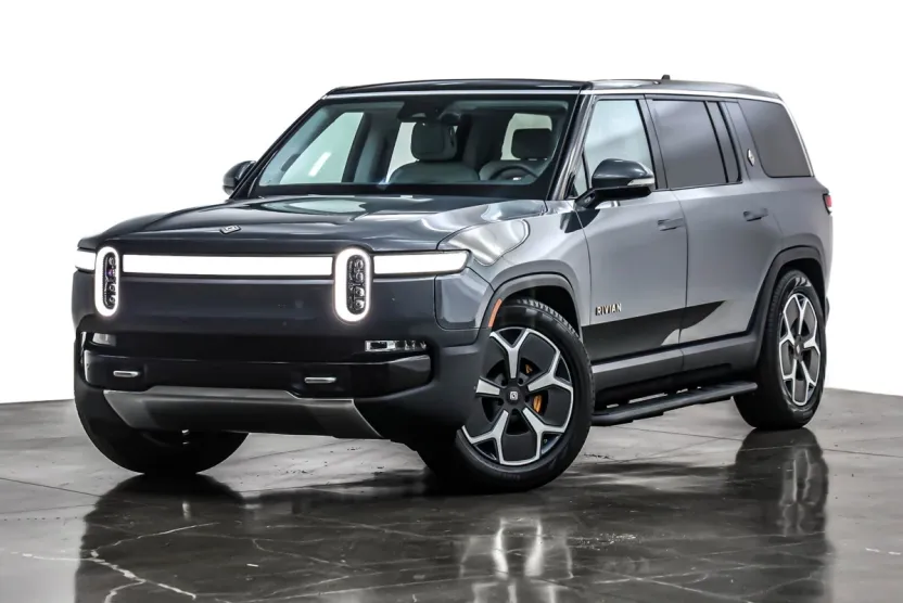 2023 Rivian R1S Adventure photo 1