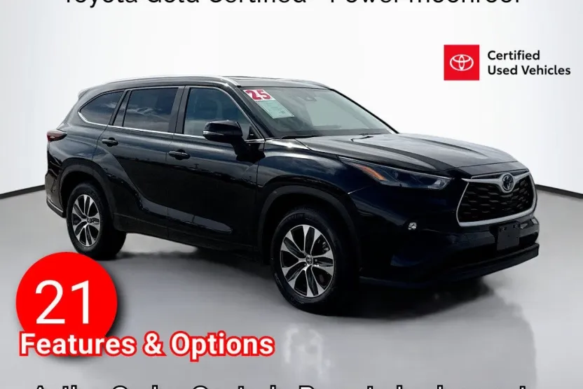 2025 Toyota Highlander XLE photo 1