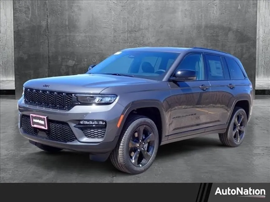 2025 Jeep Grand Cherokee Limited photo 1