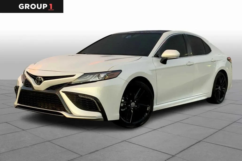 2023 Toyota Camry XSE photo 1