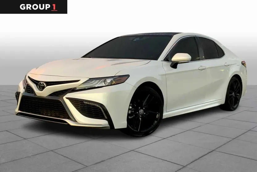 2023 Toyota Camry XSE photo 1