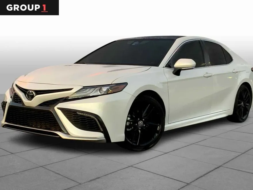 2023 Toyota Camry XSE photo 1
