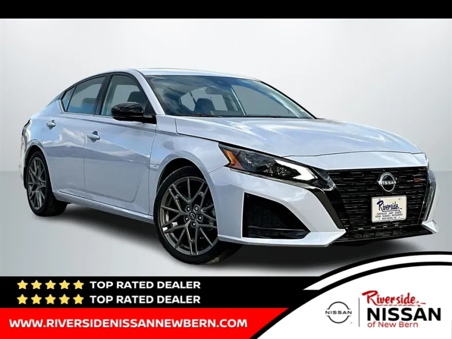 2024 Nissan Altima SR VC-Turbo photo 1