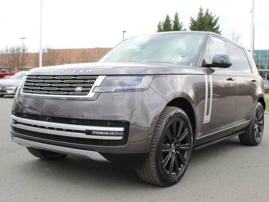 2025 Land Rover Range Rover Autobiography photo 1