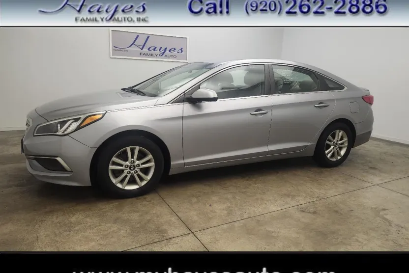 2017 Hyundai Sonata SE photo 1