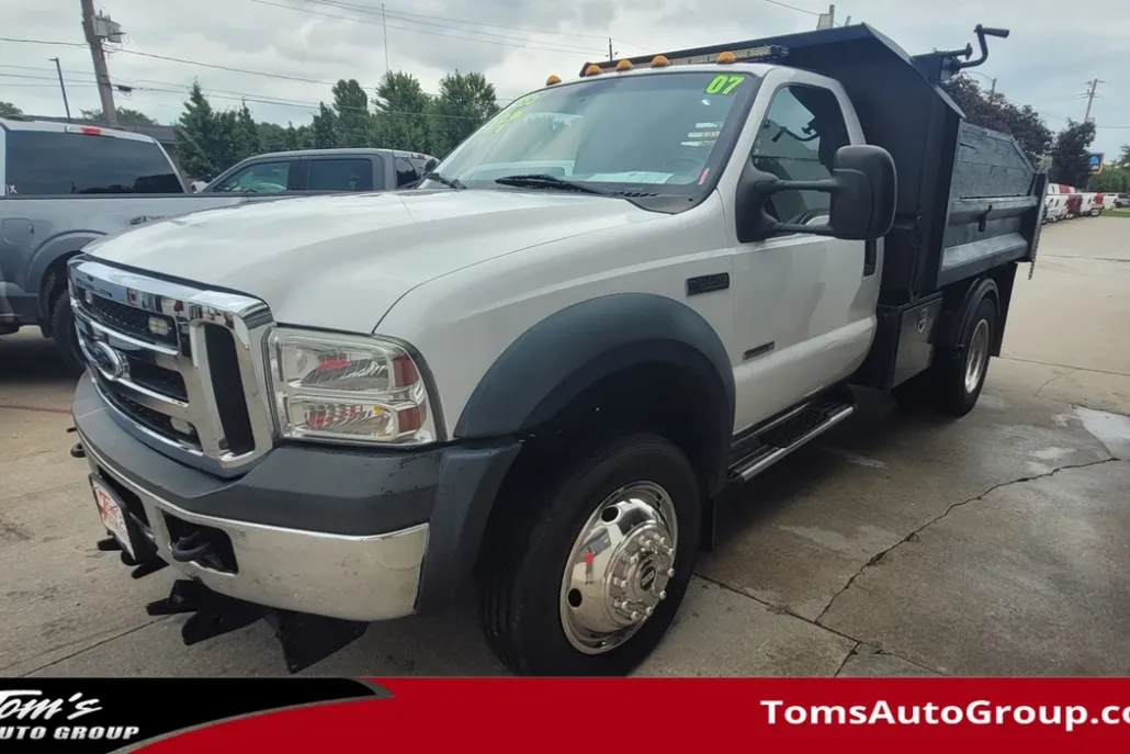 2007 Ford F-550 XL photo 1