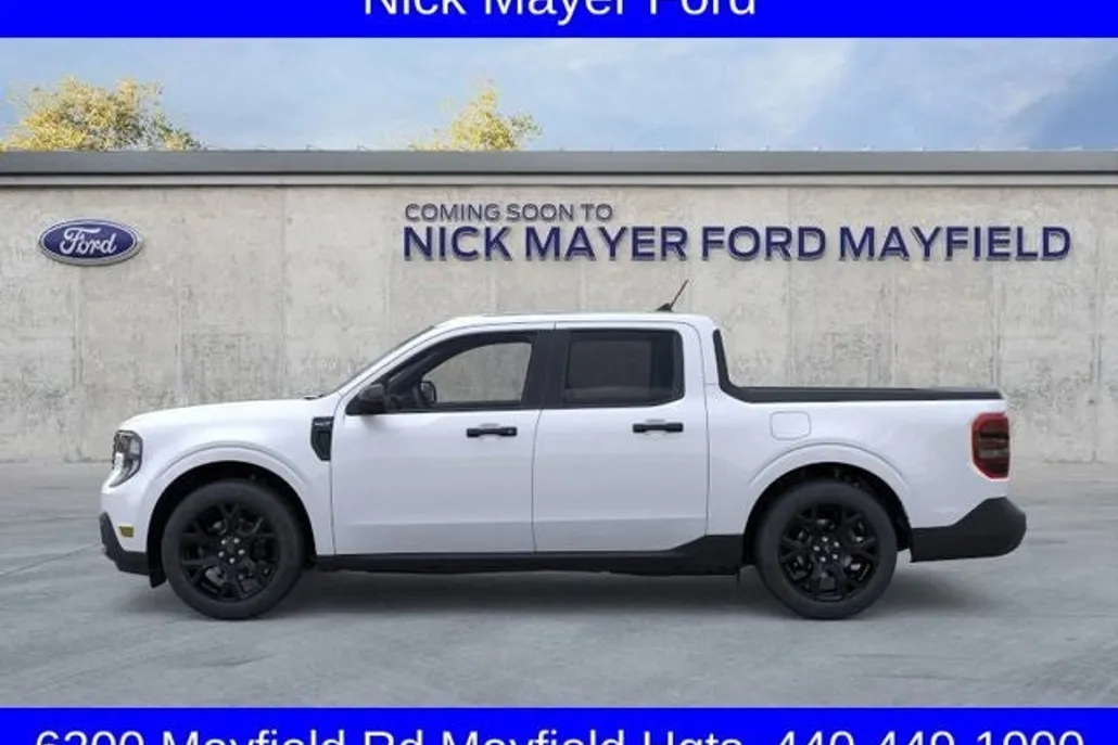 2025 Ford Maverick XLT photo 1