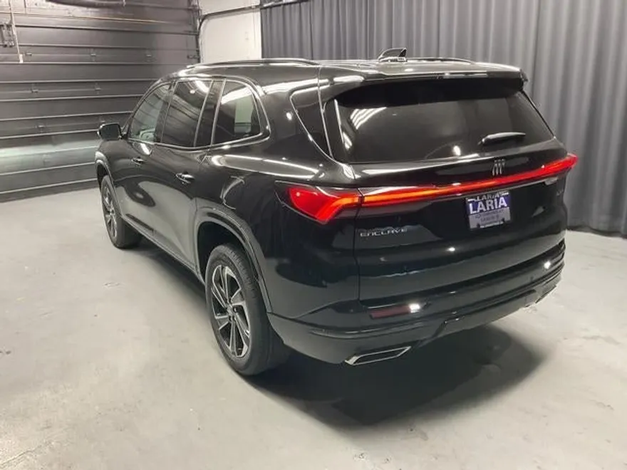 2026 Buick Enclave Sport Touring photo 1