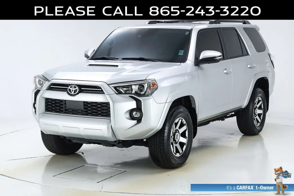 2023 Toyota 4Runner TRD Off-Road Premium photo 1