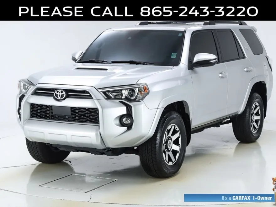 2023 Toyota 4Runner TRD Off-Road Premium photo 1