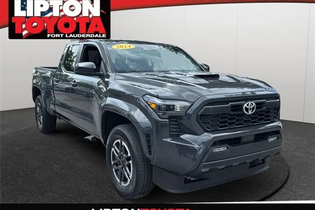 2024 Toyota Tacoma TRD Sport Double Cab photo 1