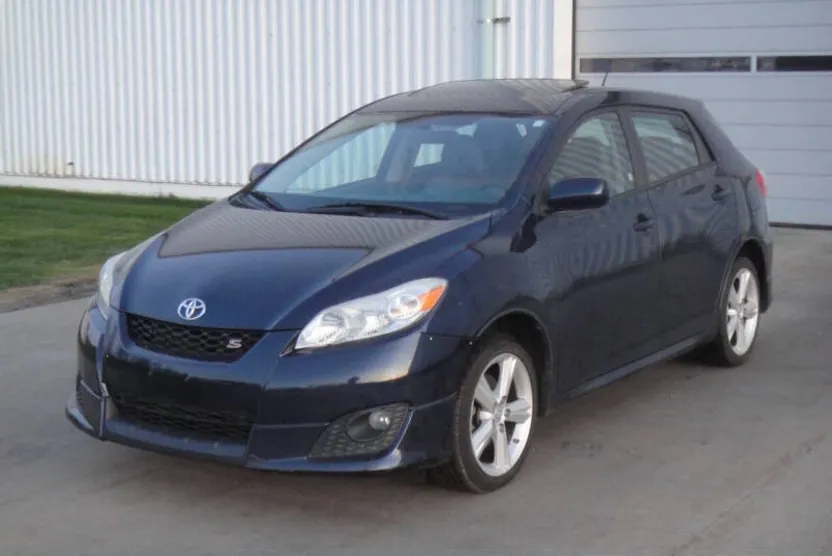 2009 Toyota Corolla Matrix L 4WD photo 1