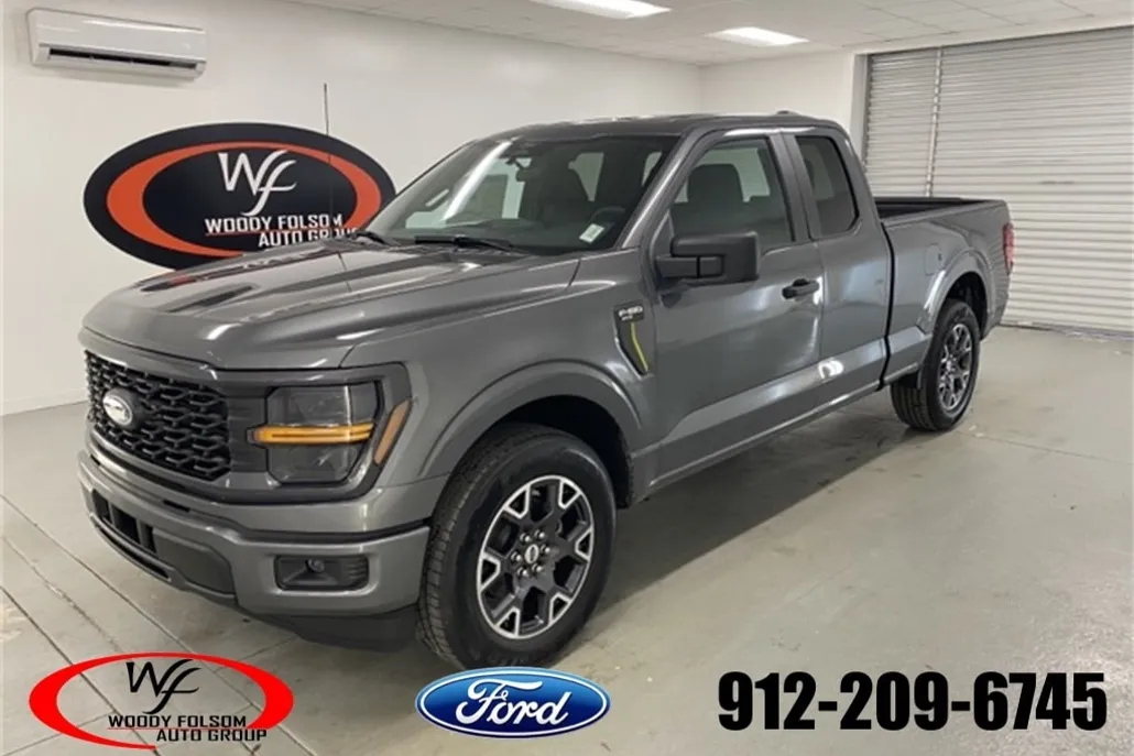 2025 Ford F-150 STX photo 1