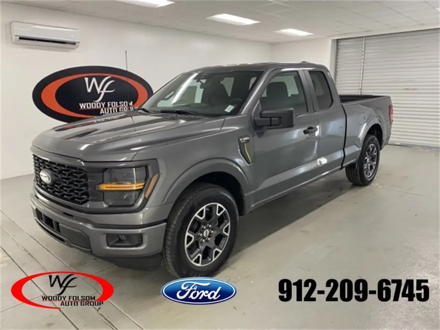 2025 Ford F-150 STX photo 1
