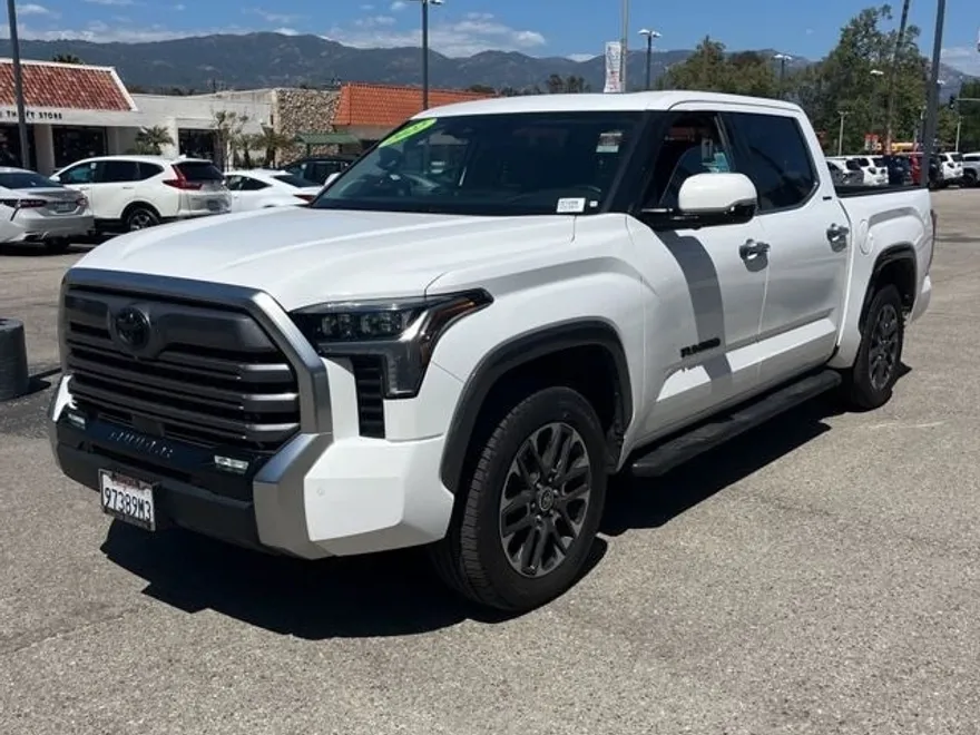 2022 Toyota Tundra Limited photo 1