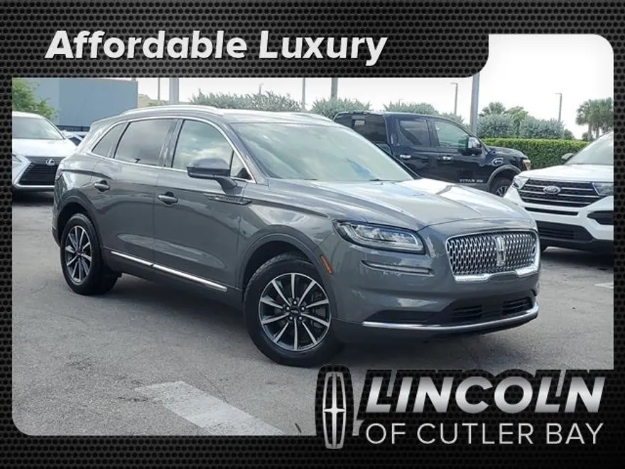 2021 Lincoln Nautilus Standard photo 1