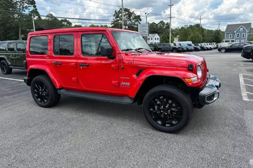 2023 Jeep Wrangler 4xe Sahara photo 1