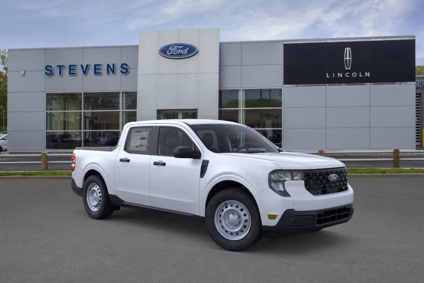 2025 Ford Maverick XL photo 1