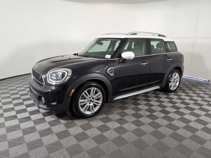 2023 Mini Countryman S photo 1