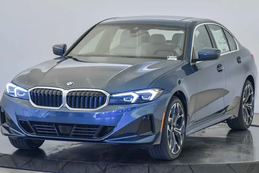 2025 Bmw 330i photo 1
