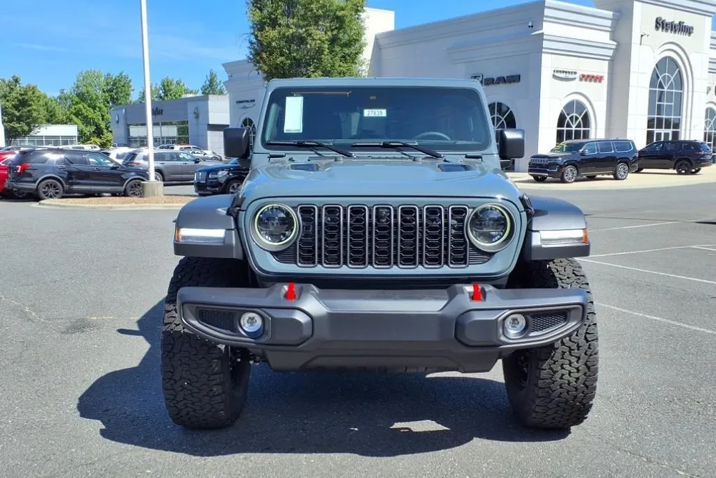 2025 Jeep Wrangler Rubicon photo 1