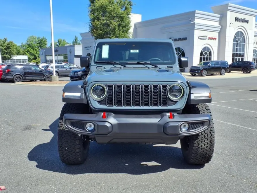 2025 Jeep Wrangler Rubicon photo 1