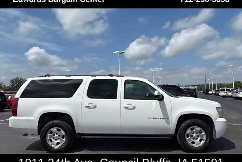 2009 Chevrolet Suburban 1500 LT photo 1