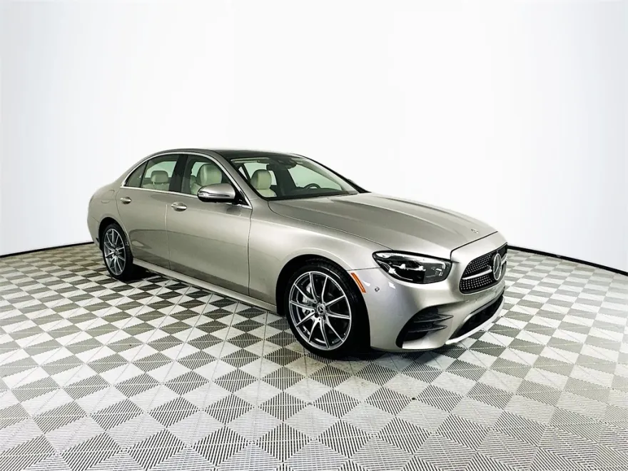 2021 Mercedes Benz E 350 4MATIC photo 1