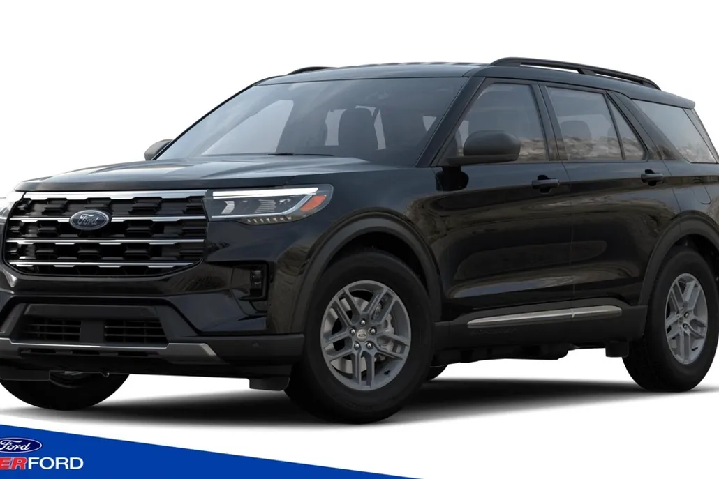 2025 Ford Explorer photo 1