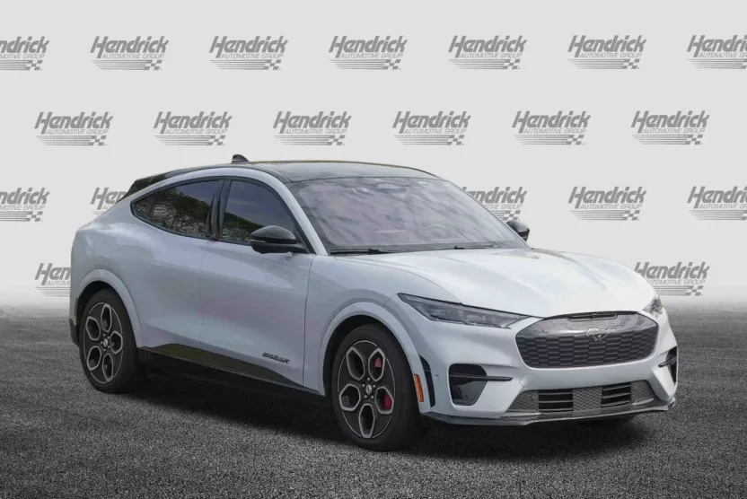 2023 Ford Mustang Mach-E GT photo 1