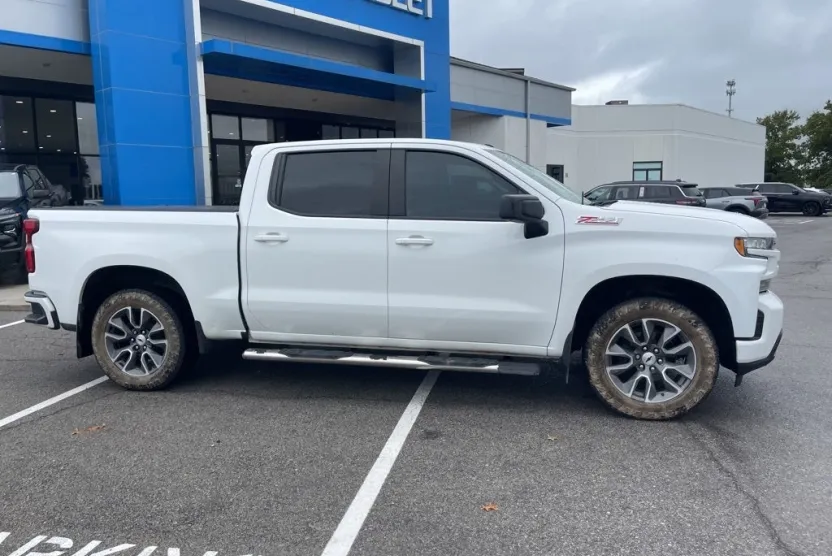 2019 Chevrolet Silverado 1500 RST photo 1