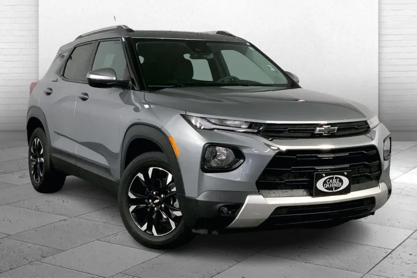 2023 Chevrolet Trailblazer LT photo 1