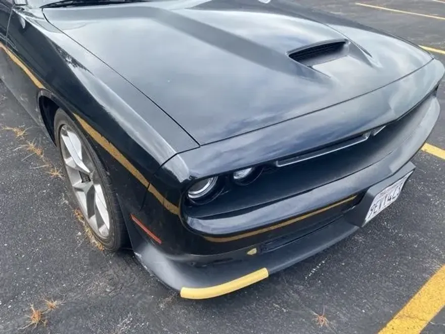 2023 Dodge Challenger GT photo 1